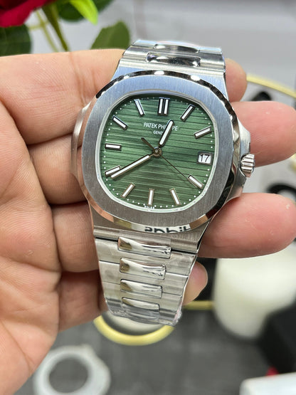 Patek Philippe Nautilus 5711/1A-014 (Patek Philippe Nautilus 5711 зелёный циферблат)