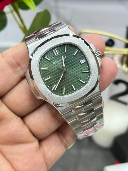 Patek Philippe Nautilus 5711/1A-014 (Patek Philippe Nautilus 5711 зелёный циферблат)