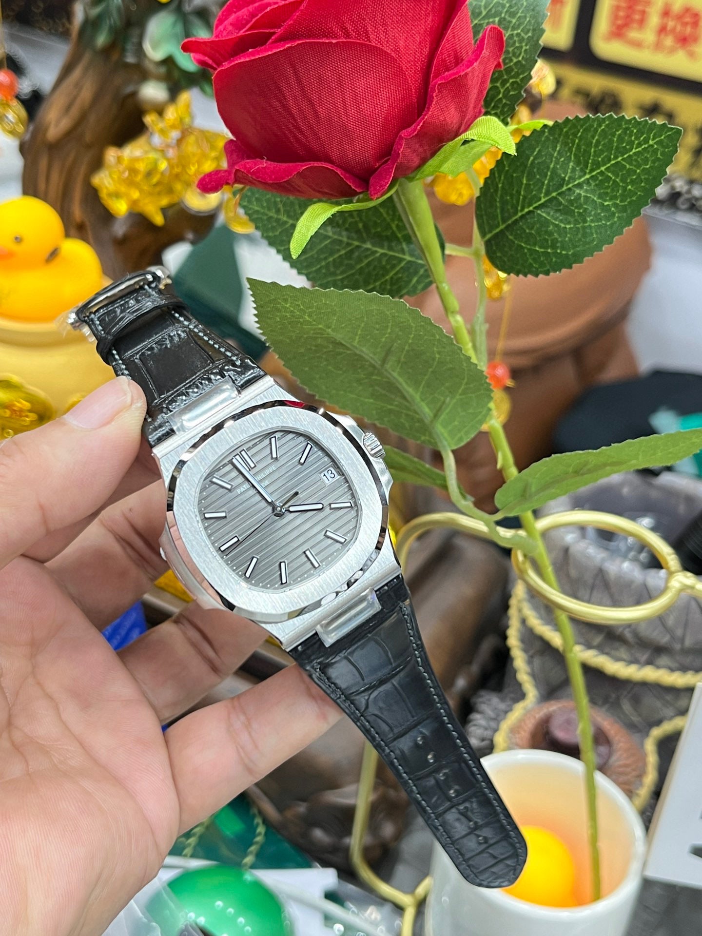Patek Philippe Nautilus 5711G-001 (Patek Philippe Nautilus 5711G белое золото)