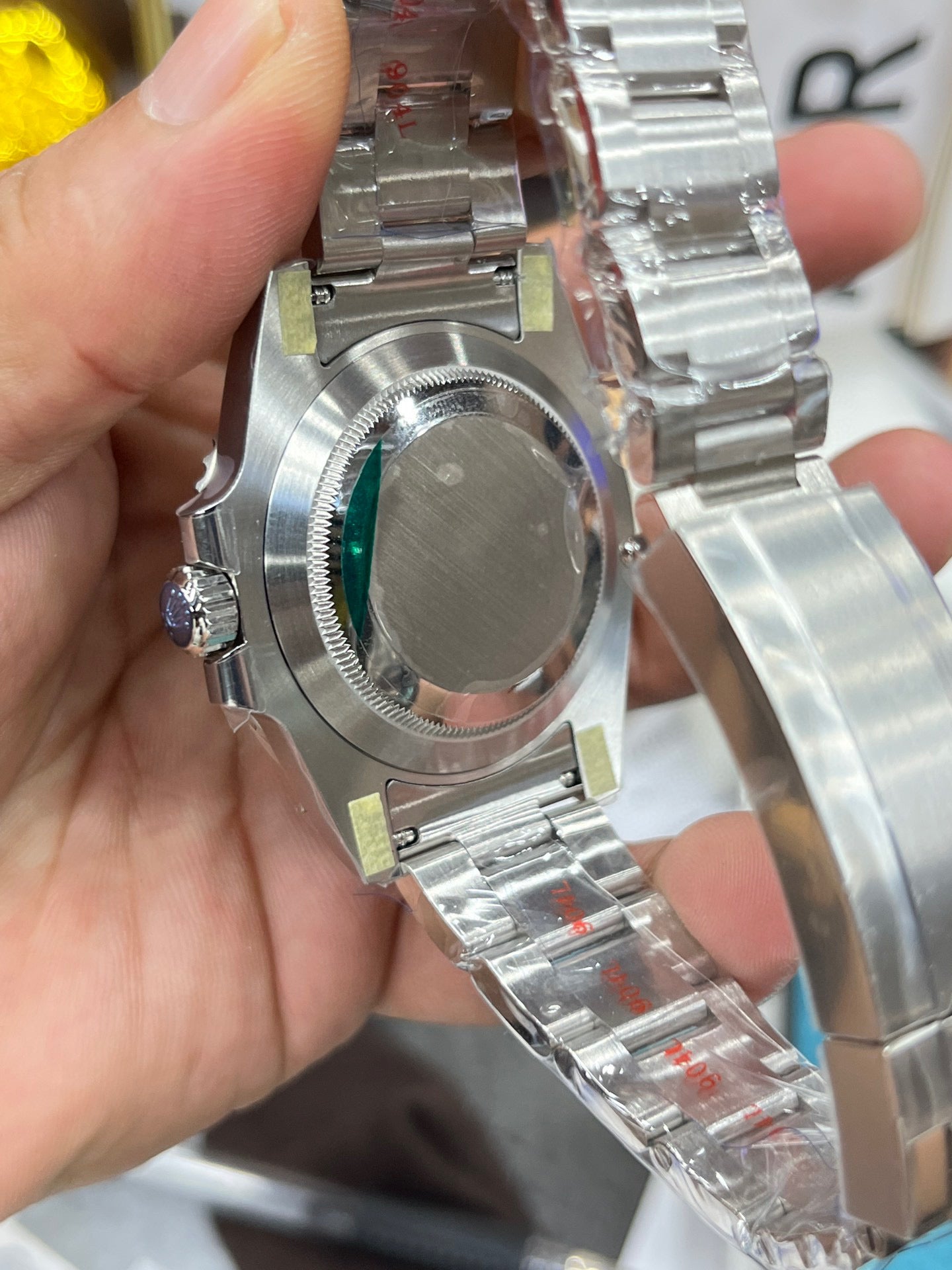 Rolex Submariner Date 116610LV (Rolex Submariner “зелёный люм/Green Hulk”, второе поколение)