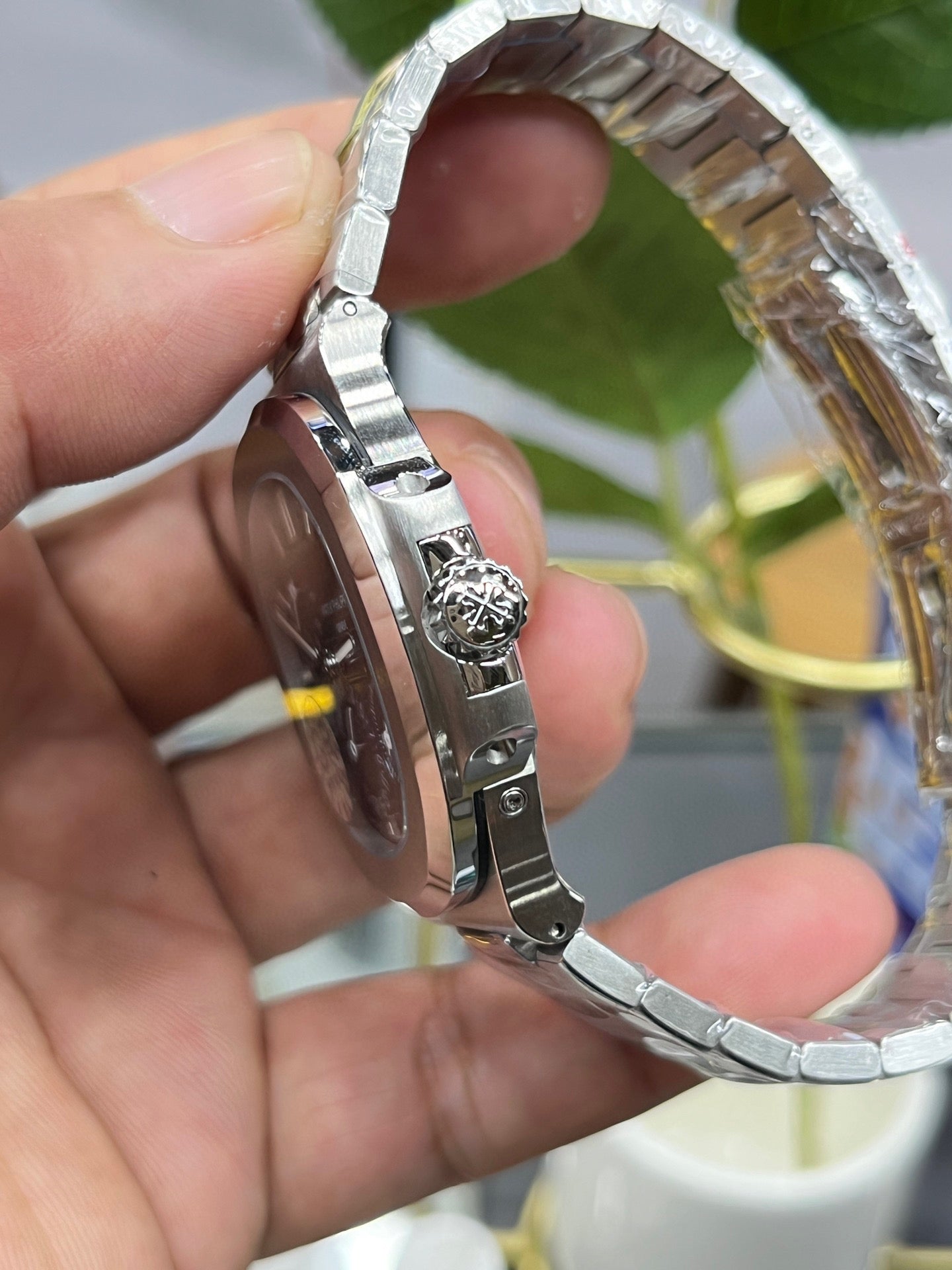 Patek Philippe Nautilus 5712/1A-001 (Patek Philippe Nautilus 5712 «Президентская модель»)