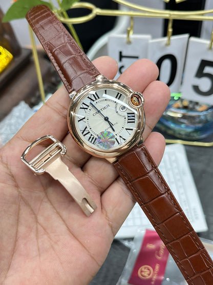 Cartier Ballon Bleu de Cartier WGBB0039 (Cartier Ballon Bleu de Cartier 42 мм, розовое золото, синий циферблат)