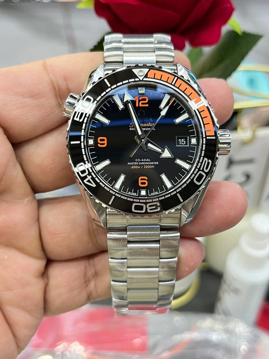 Omega Seamaster Planet Ocean 600M 232.30.42.21.01.002 (Omega Seamaster 600M “Quarter Orange”, браслет из стали)