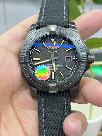 Breitling Avenger B01 Chronograph 44 V17311101B1W1 (Breitling Avenger V17311101B1W1)