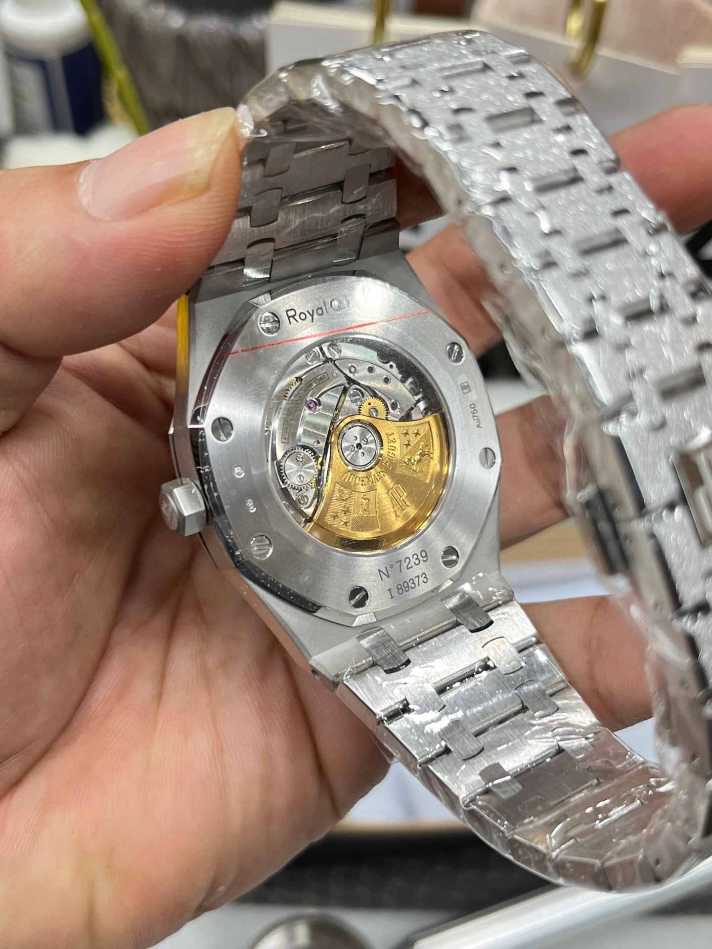 Audemars Piguet Royal Oak 15400 Frosted Gold Custom (Audemars Piguet Royal Oak 15400 «frosted gold»)