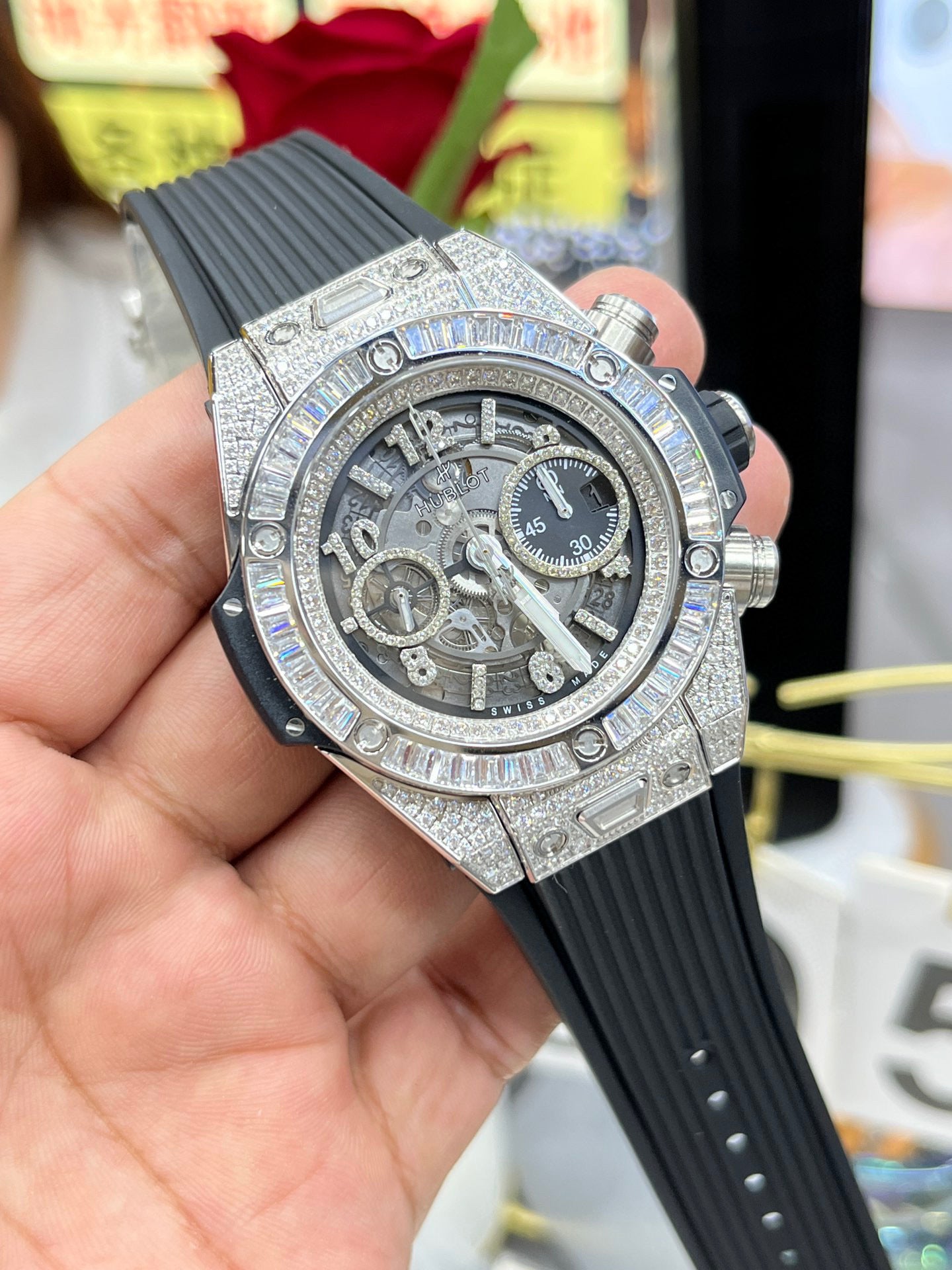 Hublot Big Bang Unico Full Diamond 441.NX.1171.RX.0904 (Hublot Big Bang «полный бриллиантовый паве»)