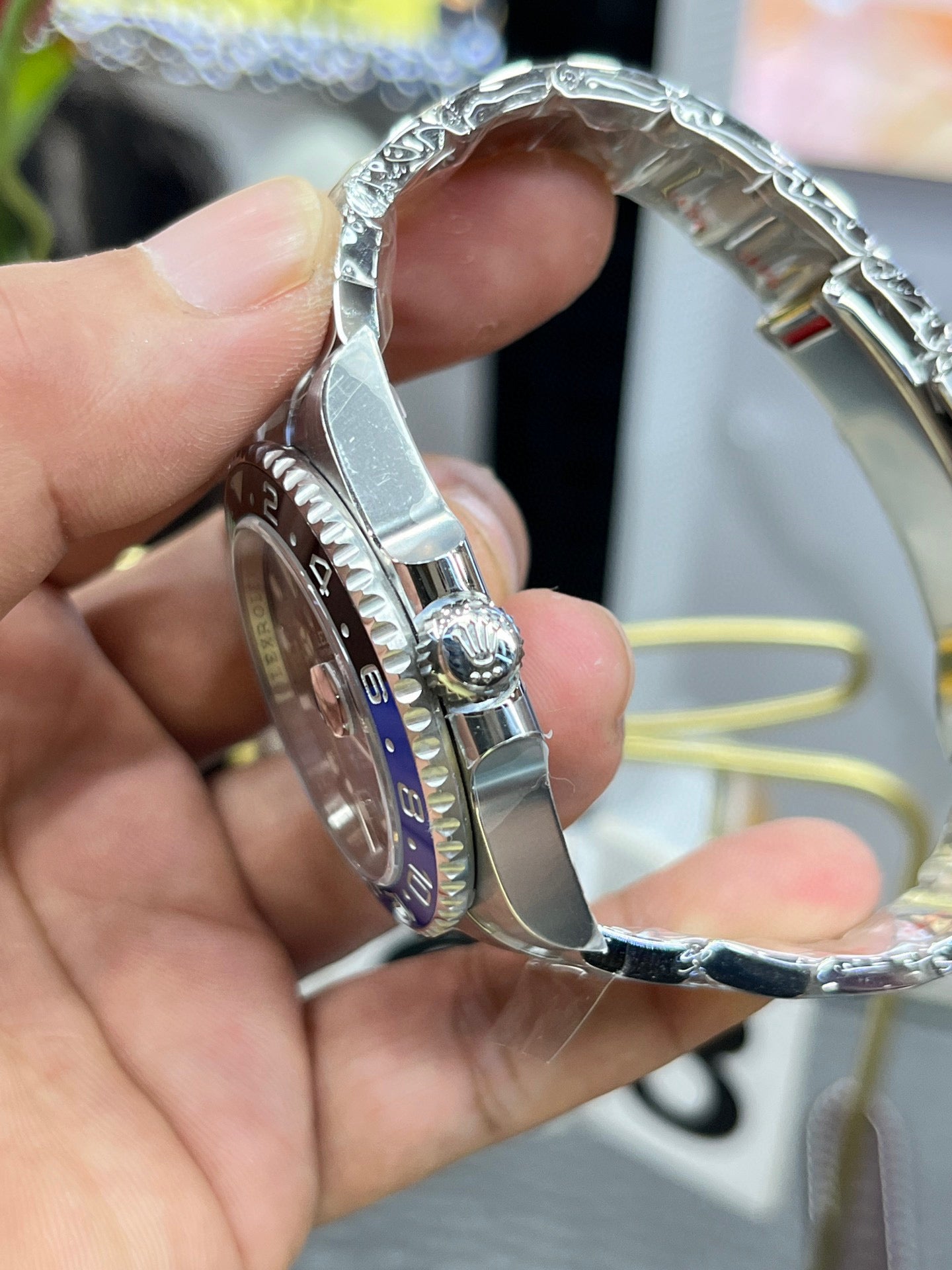 Rolex GMT-Master II 126710BLNR-0002 («Batman» / «Pepsi style» — «интернациональный синий-черный безель»)