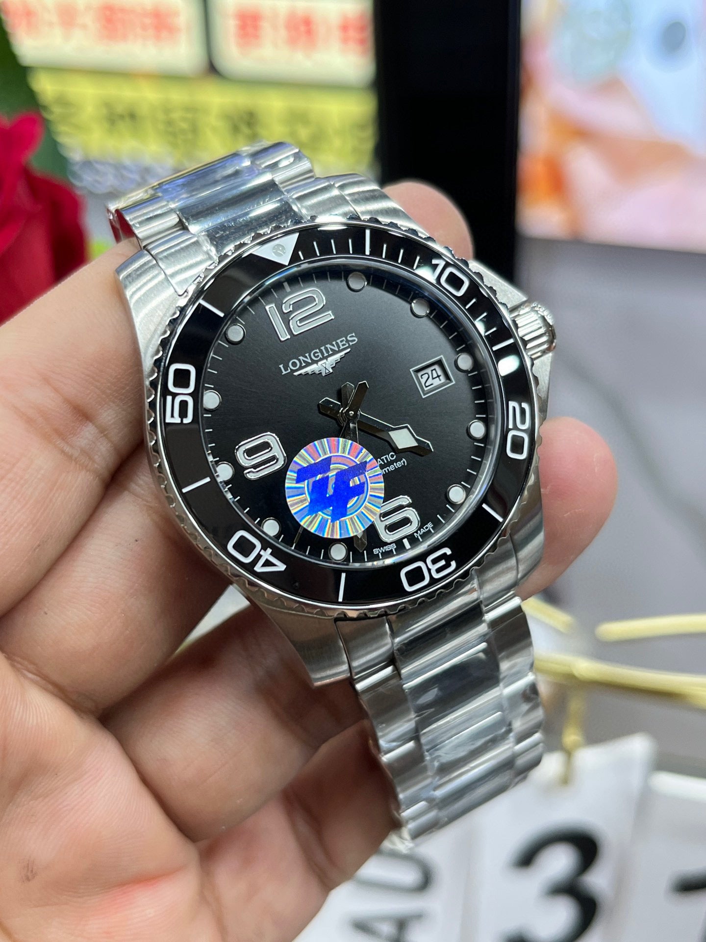 Longines Conquest L3.781.4.56.6 (Longines Conquest чёрный циферблат)