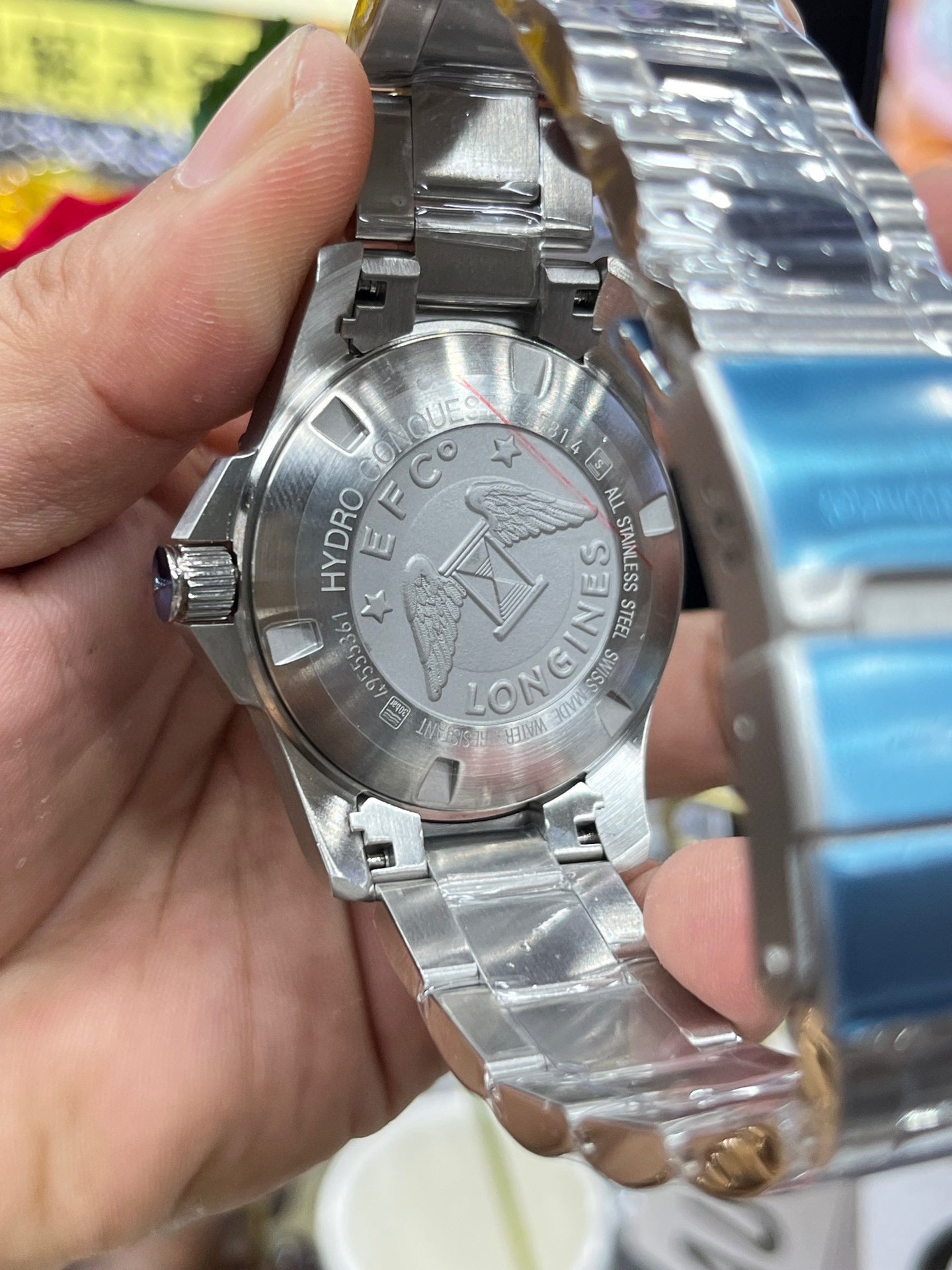 Longines Conquest L3.781.4.56.6 (Longines Conquest чёрный циферблат)