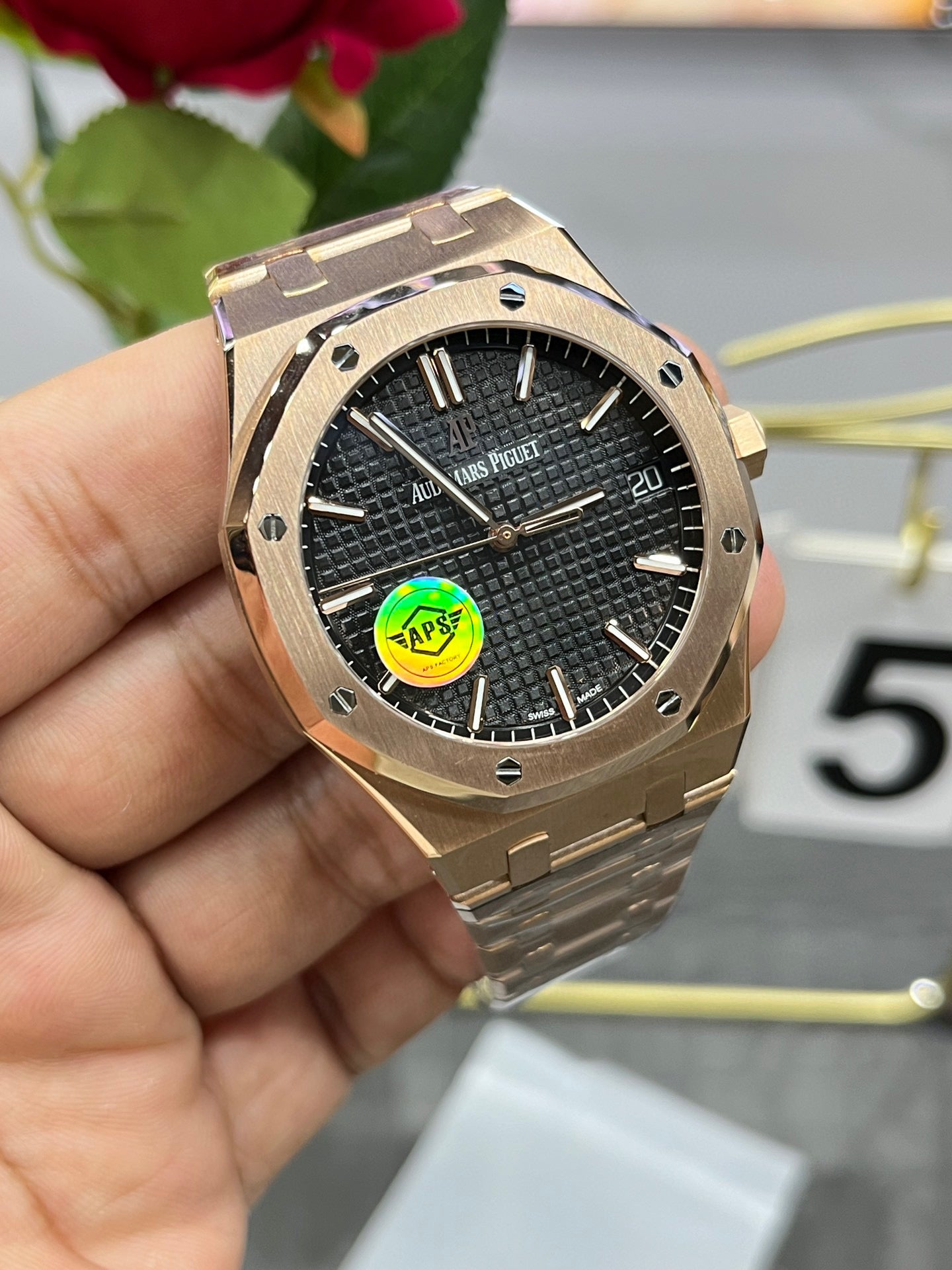 Audemars Piguet Royal Oak 15500OR.OO.1220OR.01 (Audemars Piguet Royal Oak из розового золота)