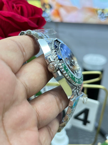 Rolex GMT-Master II 126720VTNR (Rolex GMT-Master II «Sprite», зелёно-чёрный безель)
