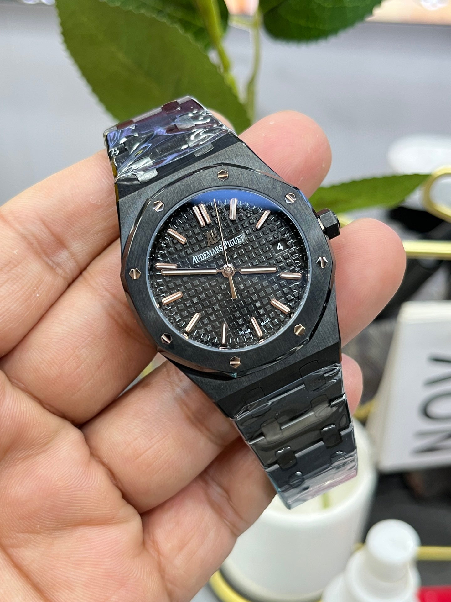 Audemars Piguet Royal Oak 77350CE.OO.1266CE.01 (Audemars Piguet Royal Oak чёрная керамика)