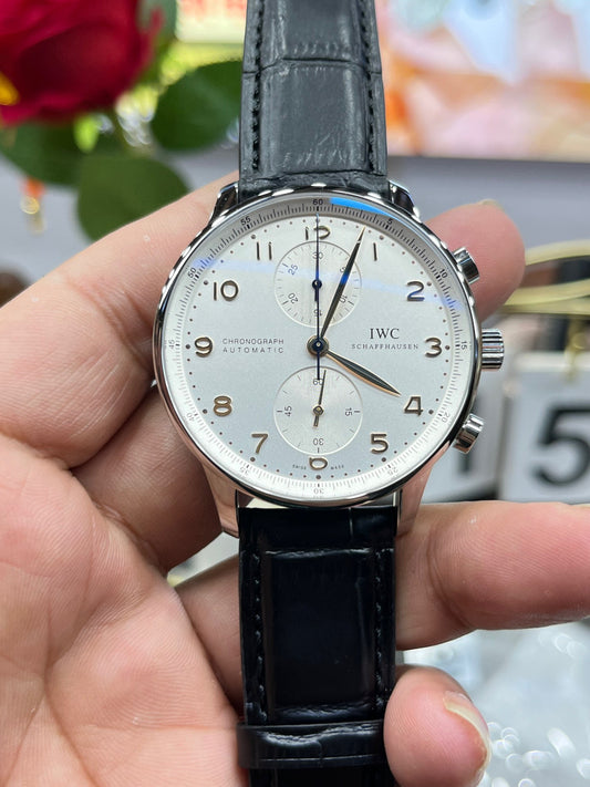 IWC Portugieser Chronograph IW371604 (IWC Portugieser Chronograph «золотые стрелки»)