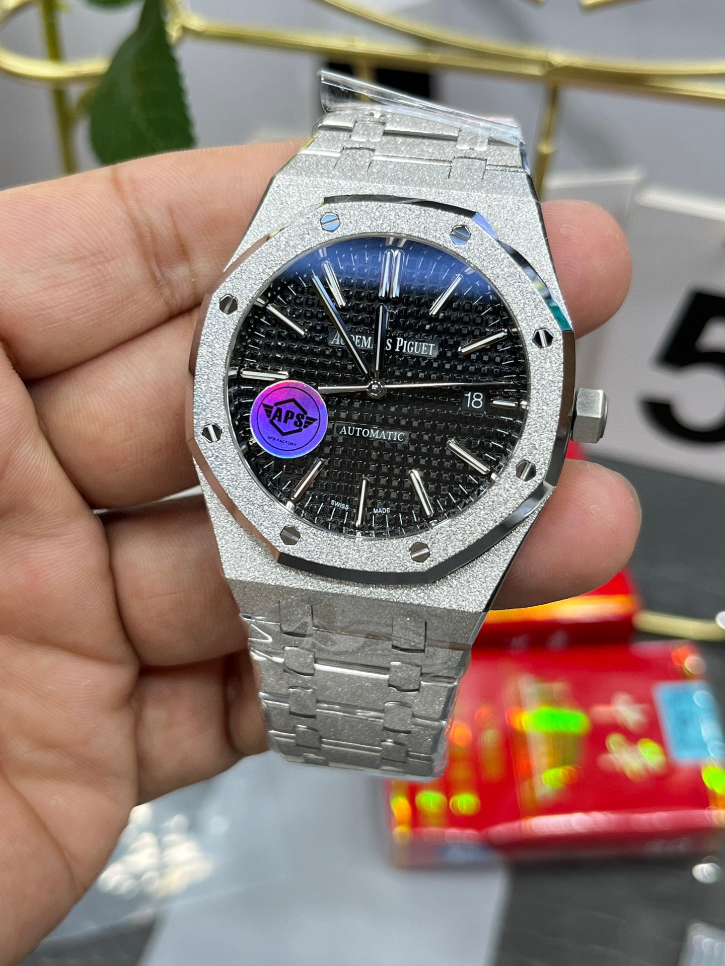 Audemars Piguet Royal Oak 15400ST Frosted Gold Custom (Audemars Piguet Royal Oak 15400 «frosted gold» кастом)