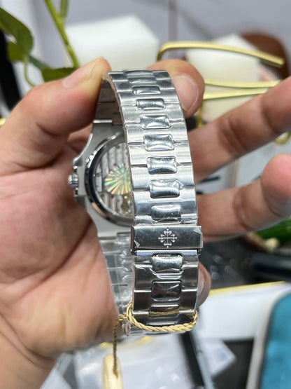 Patek Philippe Nautilus 5712G-001 (Patek Philippe Nautilus «President», белое золото)