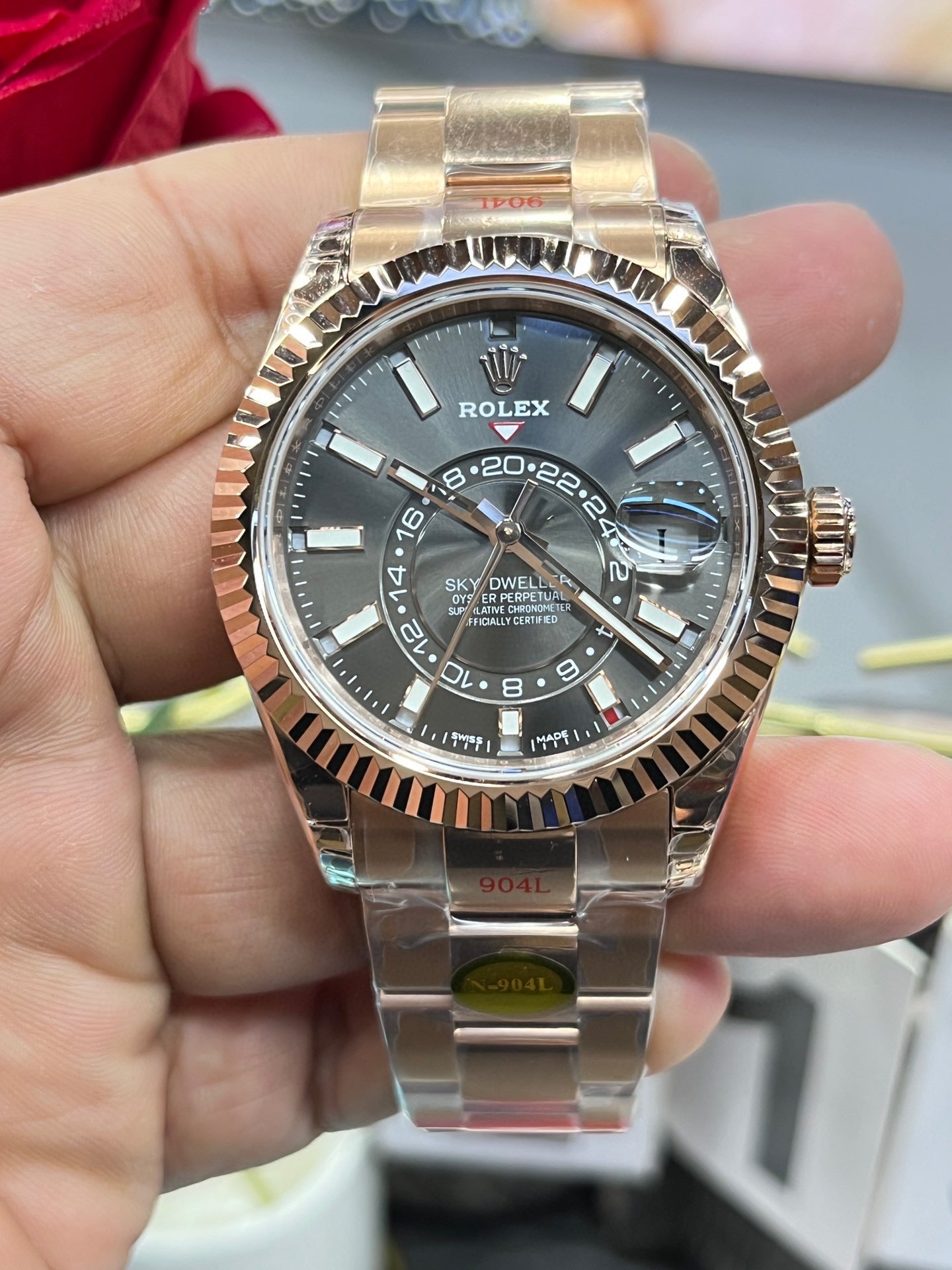 Rolex Sky-Dweller 336935 (Rolex Sky-Dweller из розового золота, серый циферблат)