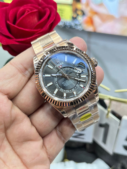 Rolex Sky-Dweller 336935 (Rolex Sky-Dweller из розового золота, серый циферблат)