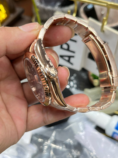 Rolex Sky-Dweller 336935-0001 (Rolex Sky-Dweller из розового золота)