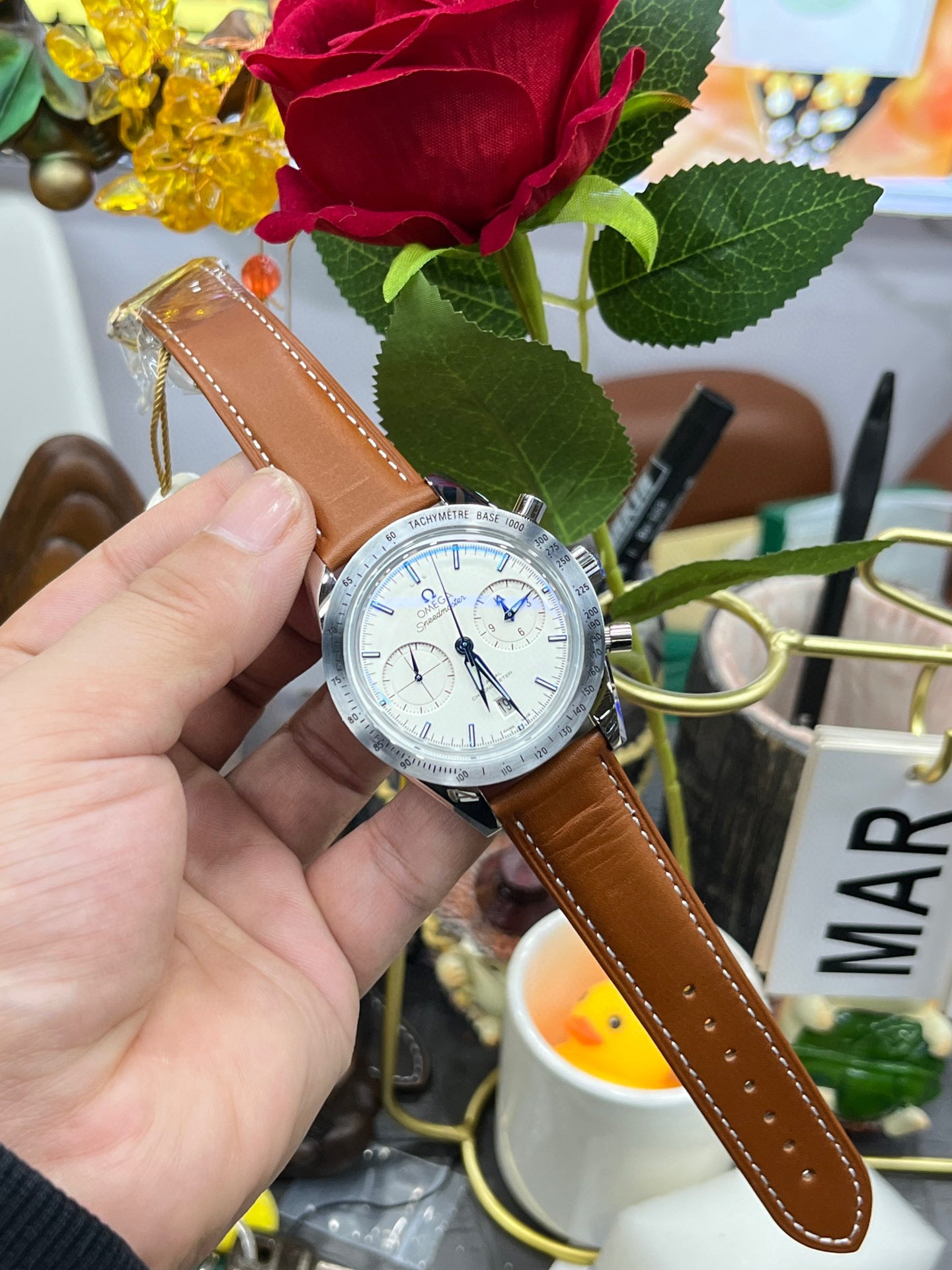 Omega Speedmaster Moonwatch 331.12.42.51.02.002 (Omega Speedmaster Moonwatch, белый циферблат)