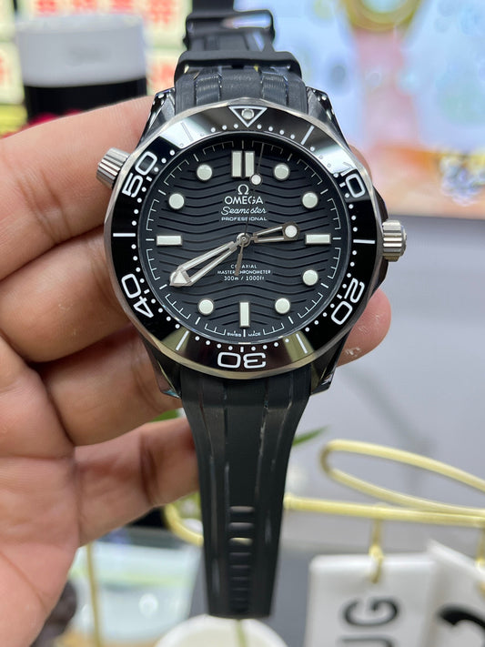 Omega Seamaster Diver 300M 210.92.42.20.01.001 (Omega Seamaster Diver 300M)