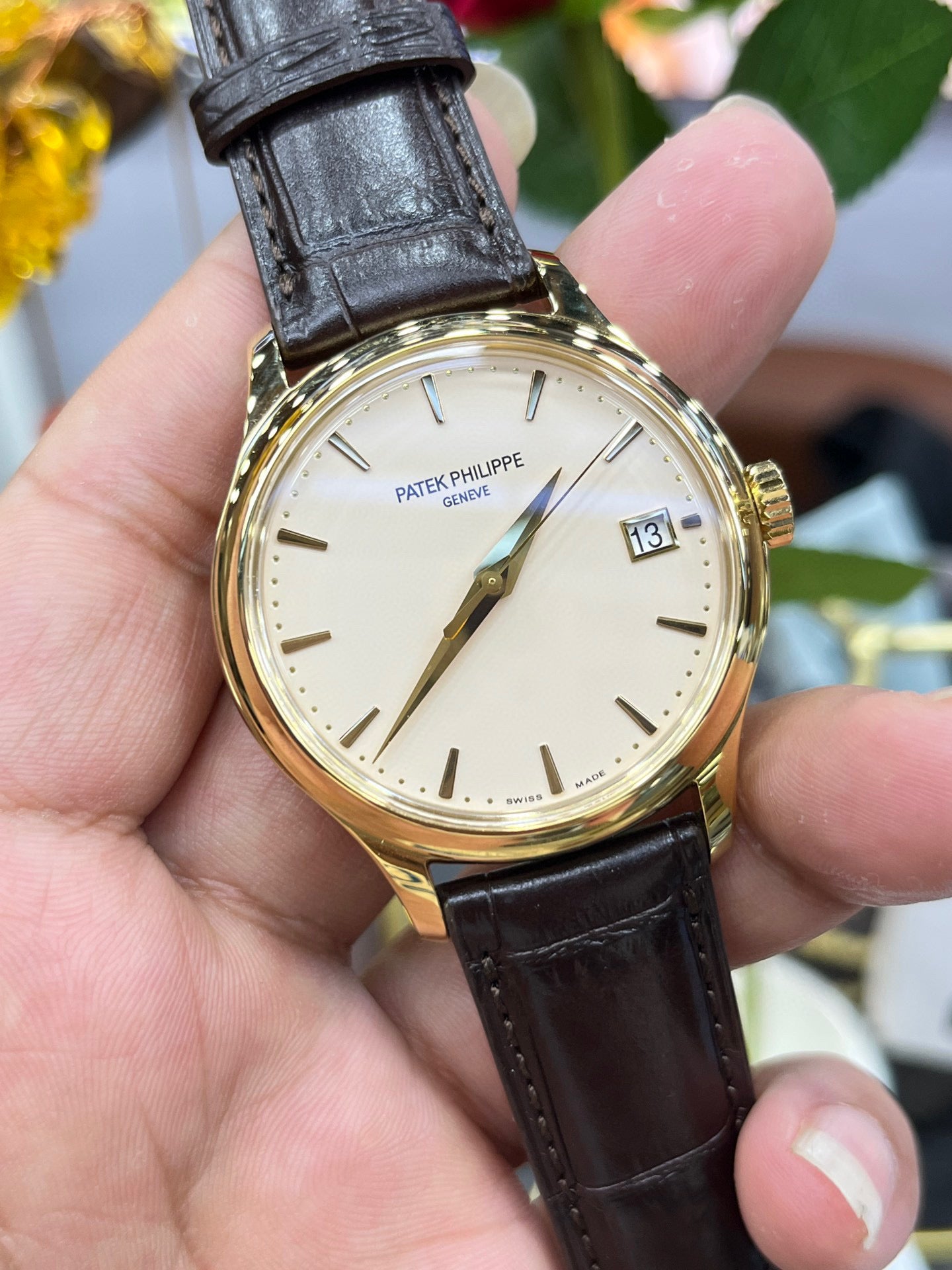 Patek Philippe Calatrava 5227J-001 (Patek Philippe Calatrava классическая)