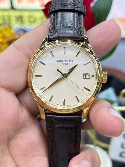 Patek Philippe Calatrava 5227J-001 (Patek Philippe Calatrava классическая)