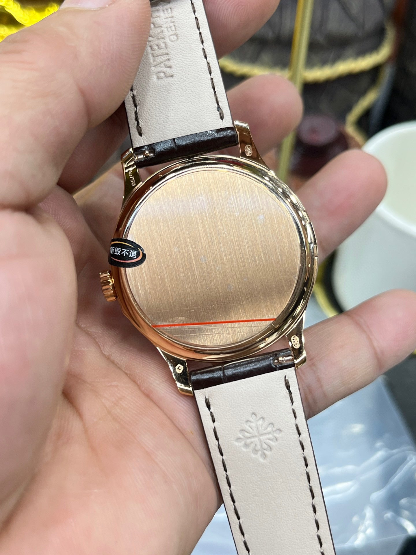 Patek Philippe Calatrava 5227R-001 (Patek Philippe Calatrava «флип-кейс», розовое золото)