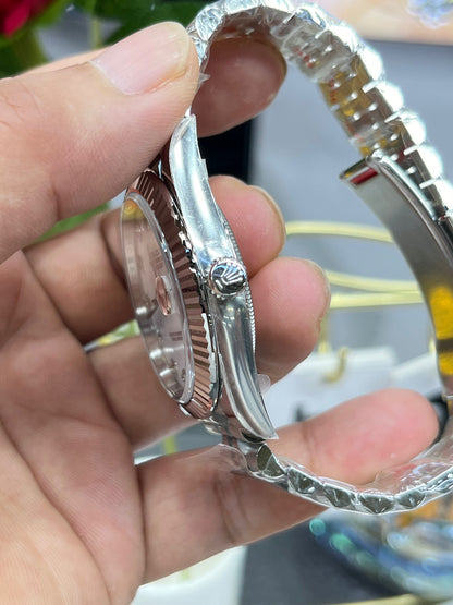Rolex Datejust 41 126334-0020 (Rolex Datejust 41 с перламутровым циферблатом)