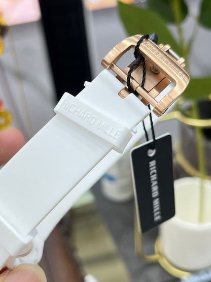 Richard Mille RM 07-01 Automatic Red Lips (Richard Mille RM 07-01 «Red Lips»)