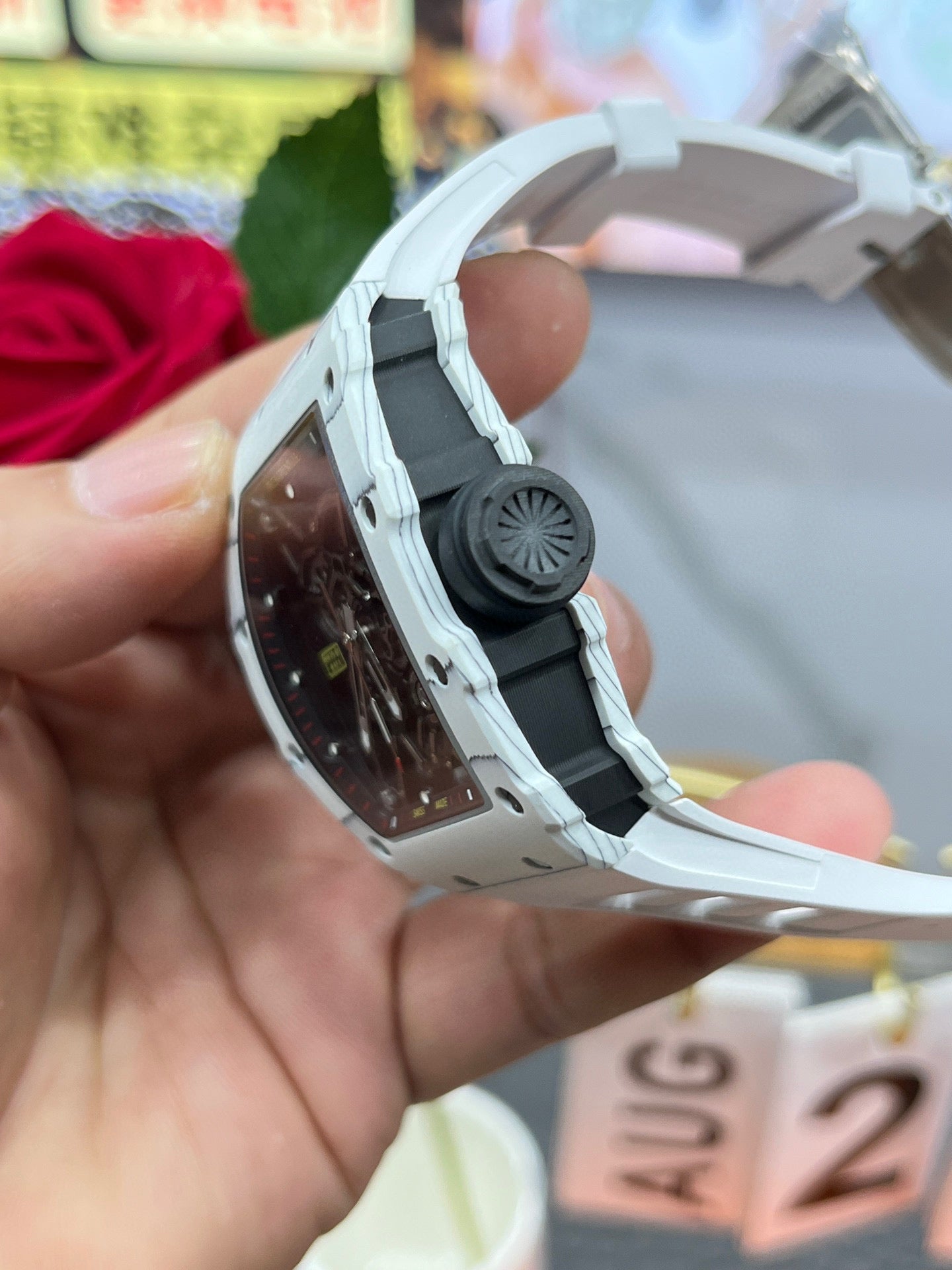 Richard Mille RM 35-02 Rafael Nadal White Quartz TPT (Richard Mille RM 35-02 белая версия)
