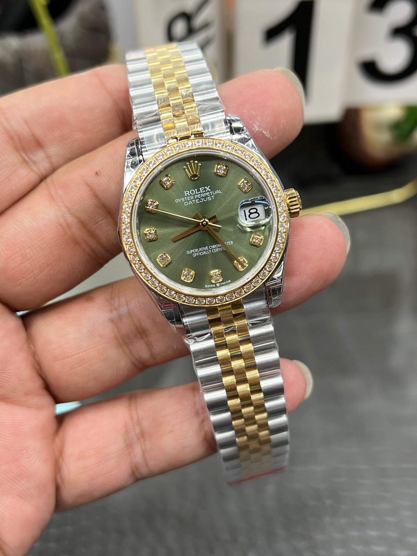 Rolex Datejust 31 278383RBR-0030 (Rolex Datejust с бриллиантовым безелем)