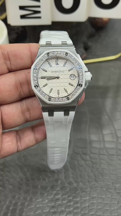 Audemars Piguet Royal Oak Offshore Diver Quartz 37mm – Ref. 67540SK.ZZ.A010CA.01 (White Dial, Diamond-Set Bezel)