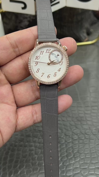 Vacheron Constantin Égérie Self-Winding Ref. 4605F/000R-B496 “35mm 18K Pink Gold / Silvered Opaline Pleated Dial with Diamonds