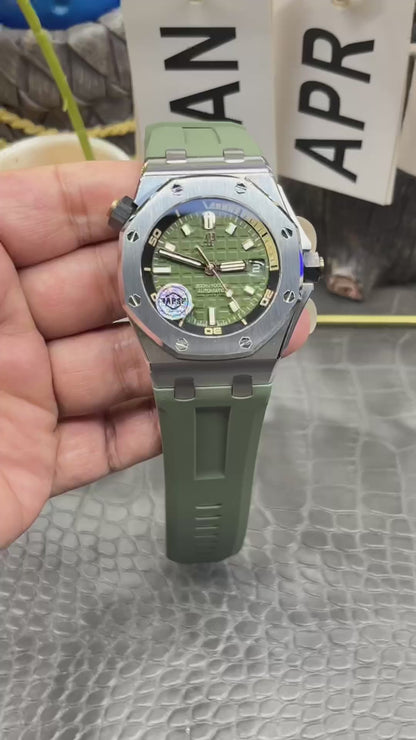 Audemars Piguet Royal Oak Offshore Diver 15720ST.OO.A052CA.01